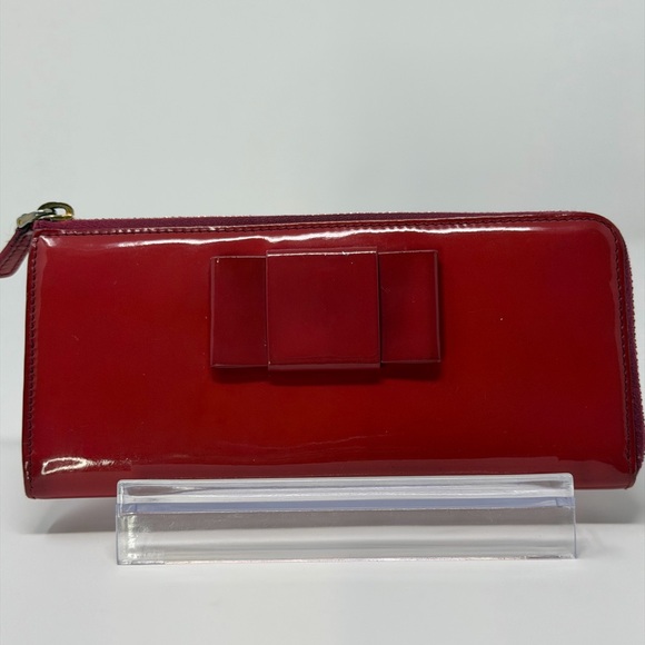 Miu Miu Patent Leather Red Wallet - Picture 2 of 7